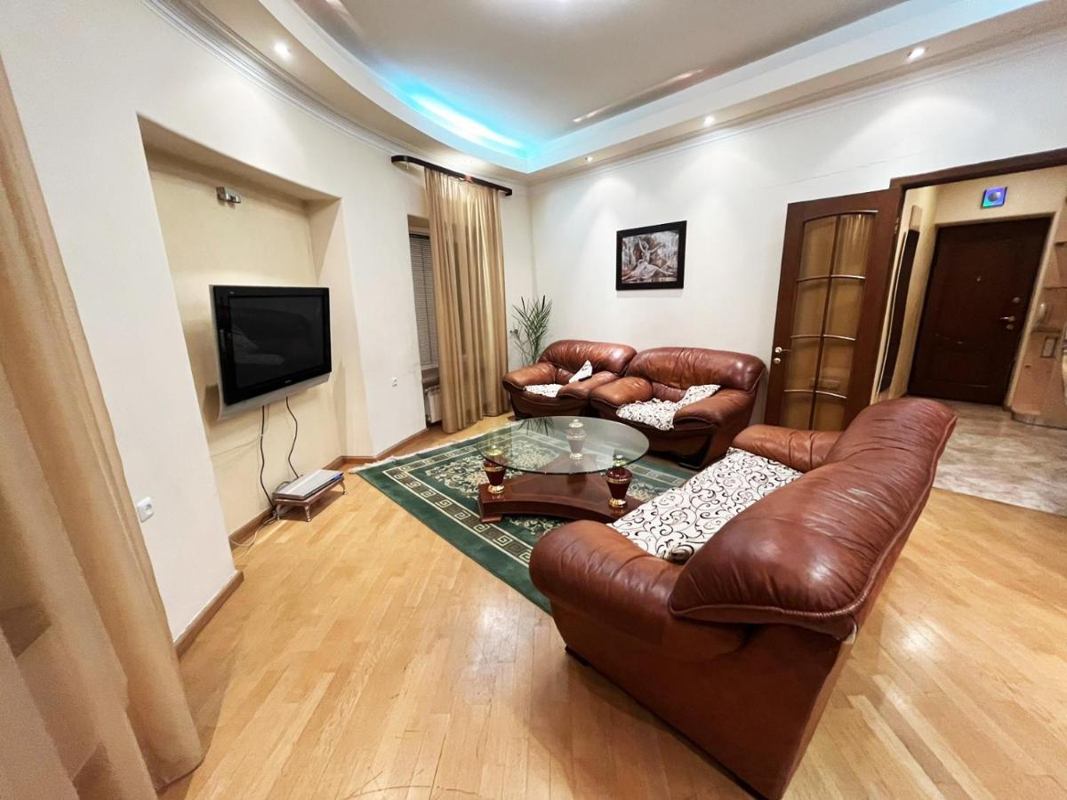 Amigo Guest House Jerevan Buitenkant foto