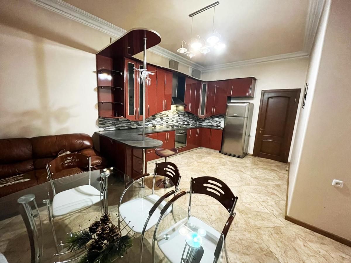 Amigo Guest House Jerevan Buitenkant foto