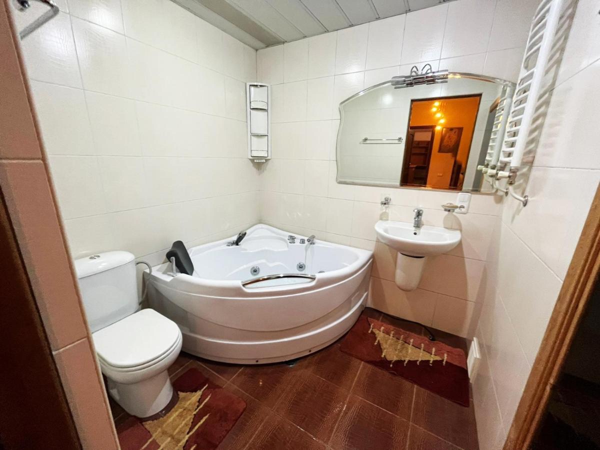 Amigo Guest House Jerevan Buitenkant foto